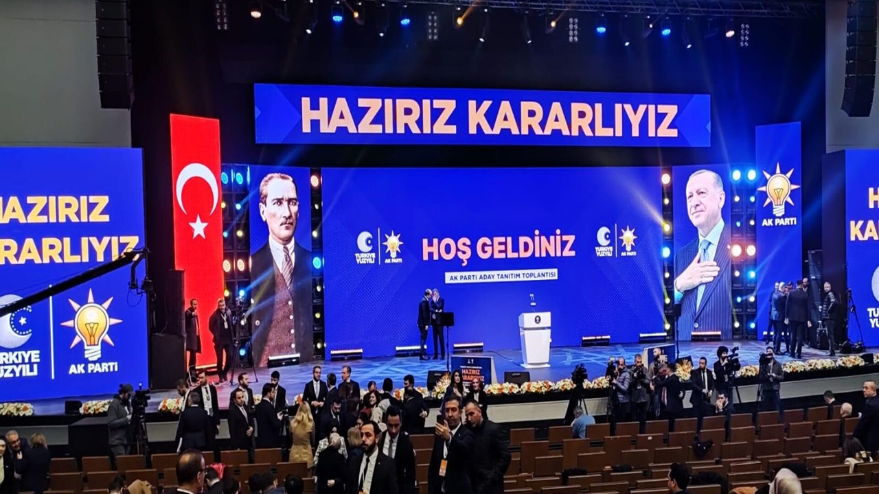 AK Parti Ankara ve İzmir adayları canlı yayında açıklanıyor