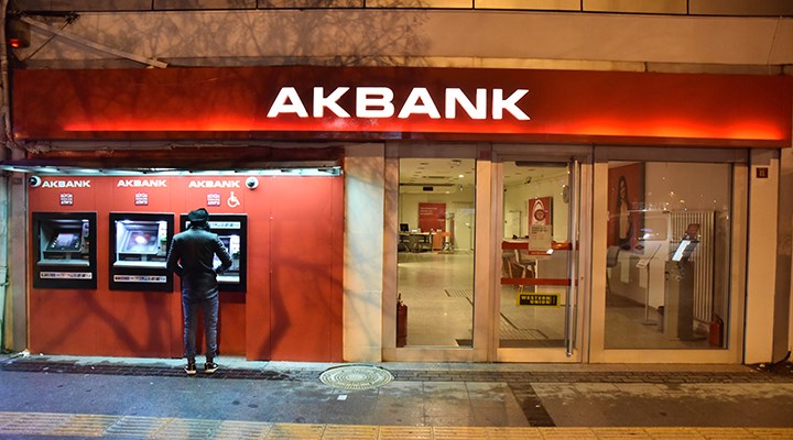 Akbank Kamu Bankalarını Aratmıyor: Konutlarda Düşük Faizli Kredi Veriyor!