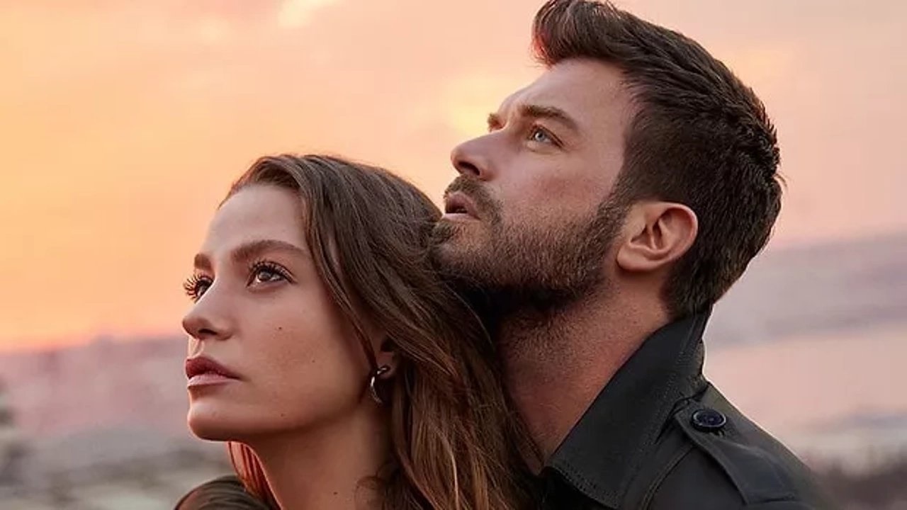 Serenay Sarıkaya ve Kıvanç Tatlıtuğ’un vedası duygulandırdı