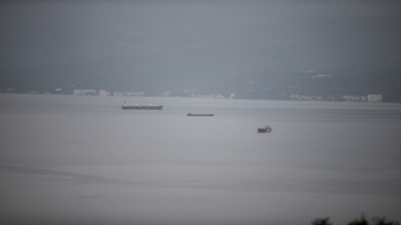 Marmara Denizi’nde kargo gemisi battı! Kurtarma çalışması başlatıldı