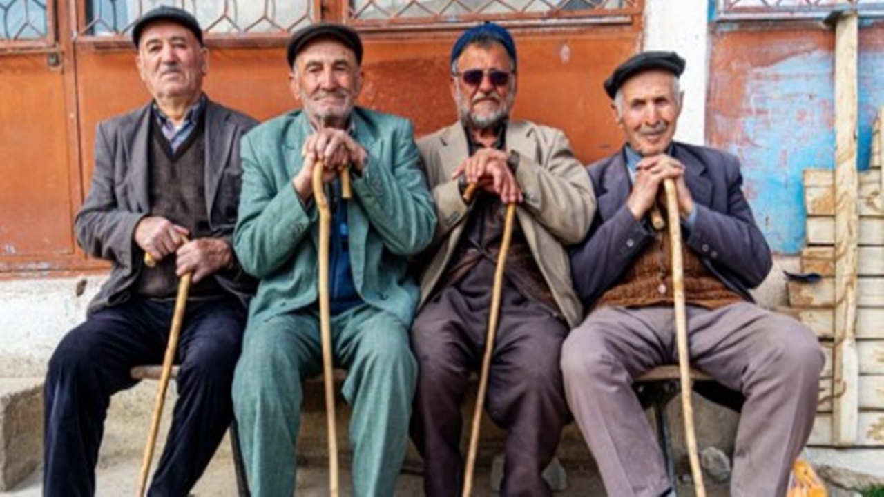 Türkiye’deki yaşlıların yüzde 64’ü mutlu