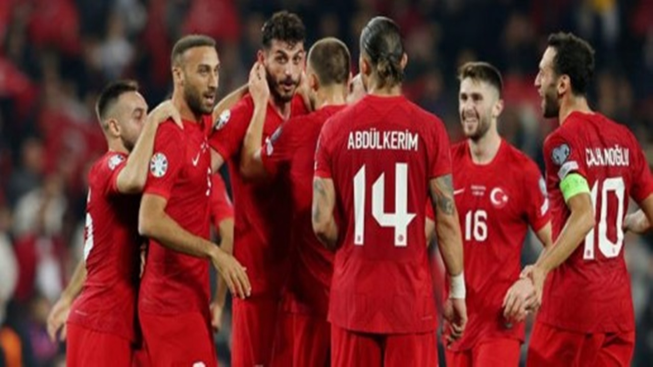 Avusturya-Türkiye maç kadrosu!  Avusturya-Türkiye muhtemel 11