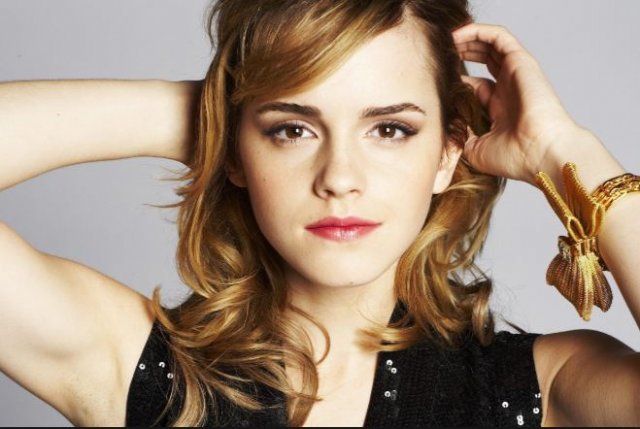 Emma Watson'un özel  fotografları çalındı