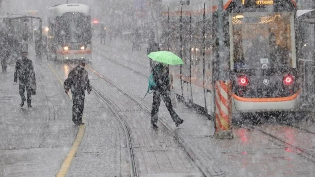 Mayıs ayında Marmara'ya kar geliyor! 18 il için uyarı yapıldı