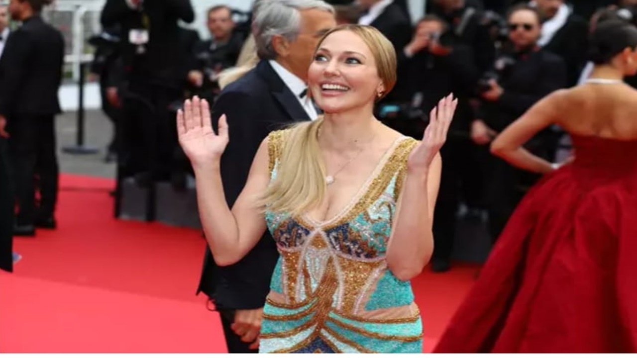 Meryem Uzerli Cannes tarzıyla sosyal medyayı adeta salladı
