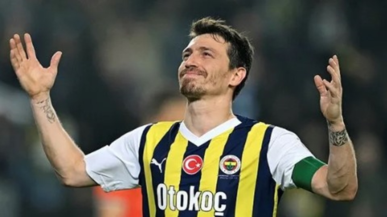 Mert Hakan Yandaş’ın Fenerbahçe’deki geleceği belli oldu