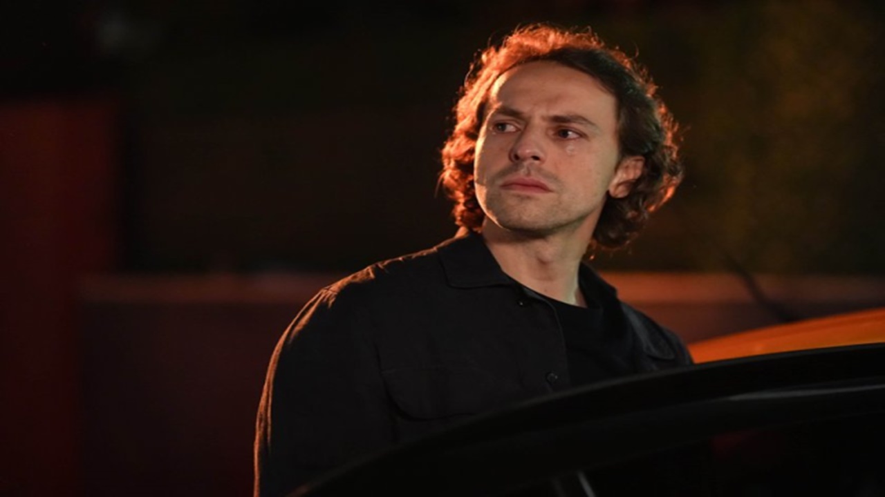 Metin Akdülger Sandık Kokusu dizisinden ayrıldı