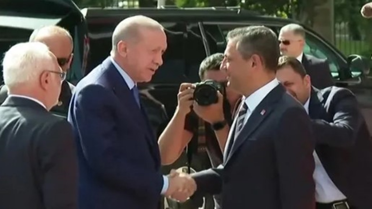 Cumhurbaşkanı Erdoğan iade-i ziyaret için CHP Genel Merkezi’nde