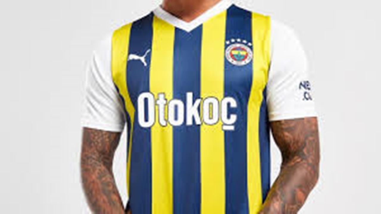 Fenerbahçe'nin yeni sezon forması sosyal medyada sızdırıldı