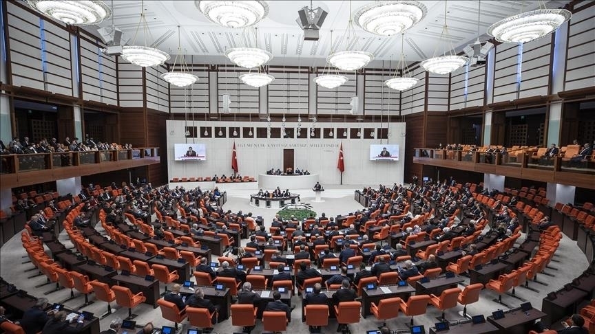 TBMM'de Bu Hafta Neler Konuşulacak? 2025 Bütçesi ve 2023 Kesin Hesap Görüşmeleri Gündemde!