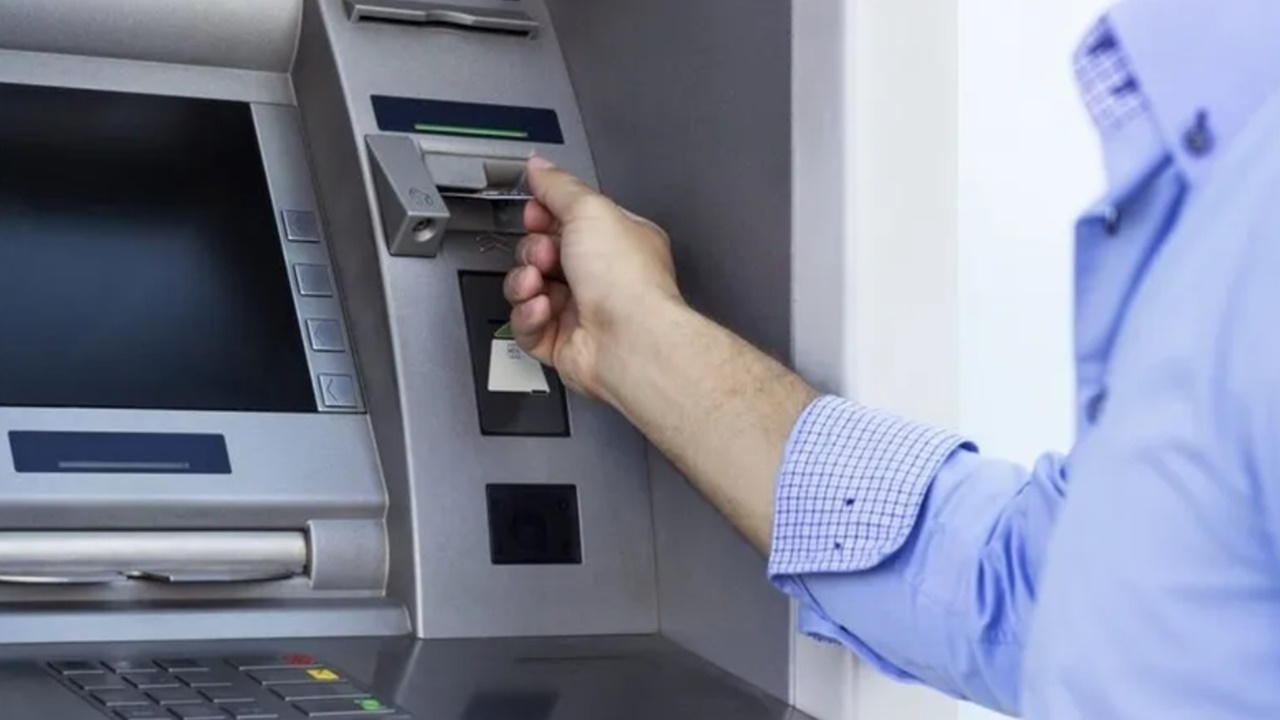 81 ildeki ATM’lerde Yeni Dönem: Yarın Kartınızı Taktığınızda Bu Yazıyı Göreceksiniz!