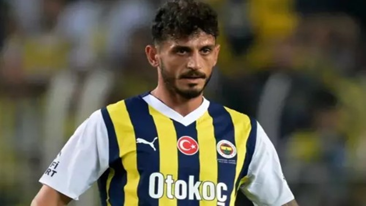 Samet Akaydın Fenerbahçe ile yollarını ayırıyor! Gideceği takım bile belli