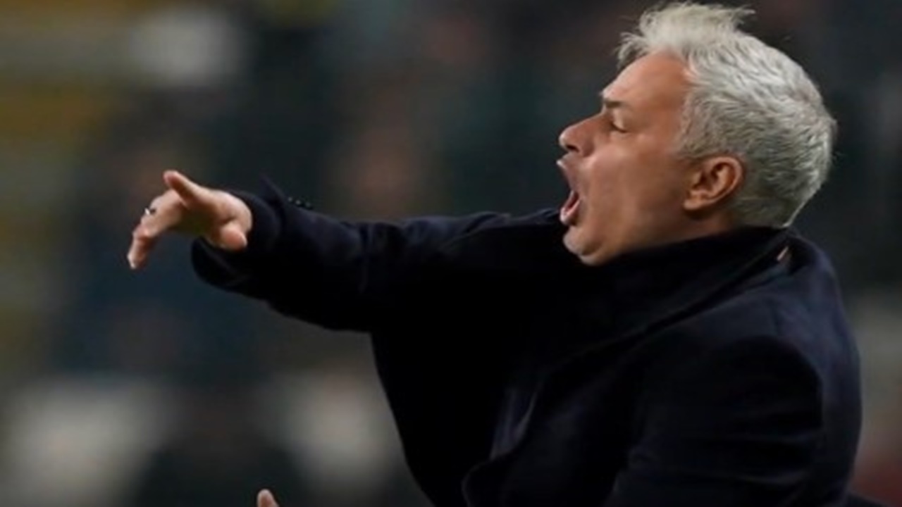 Mourinho Konyaspor maçı sonrası demediğini bırakmadı