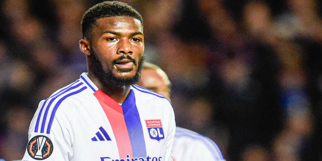 Galatasaray, Ainsley Maitland-Niles İçin Lyon'a Teklif Yaptı