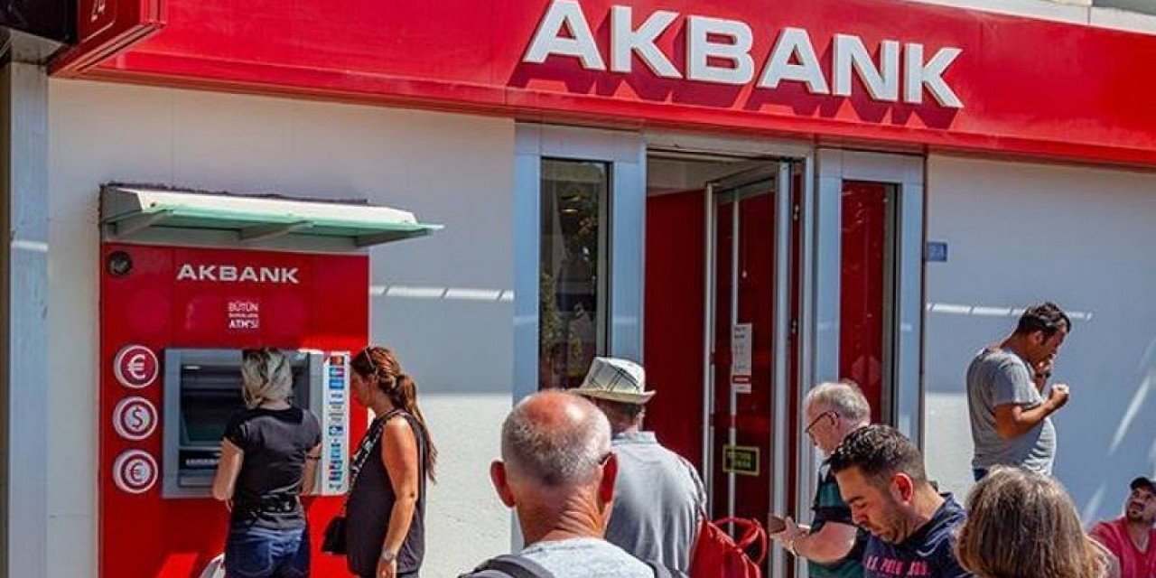 CEBİNDE AKBANK KARTI OLAN! Başvuru Yaparak 75 Bin TL Ödeme Alın! Bankadan Açıklandı!