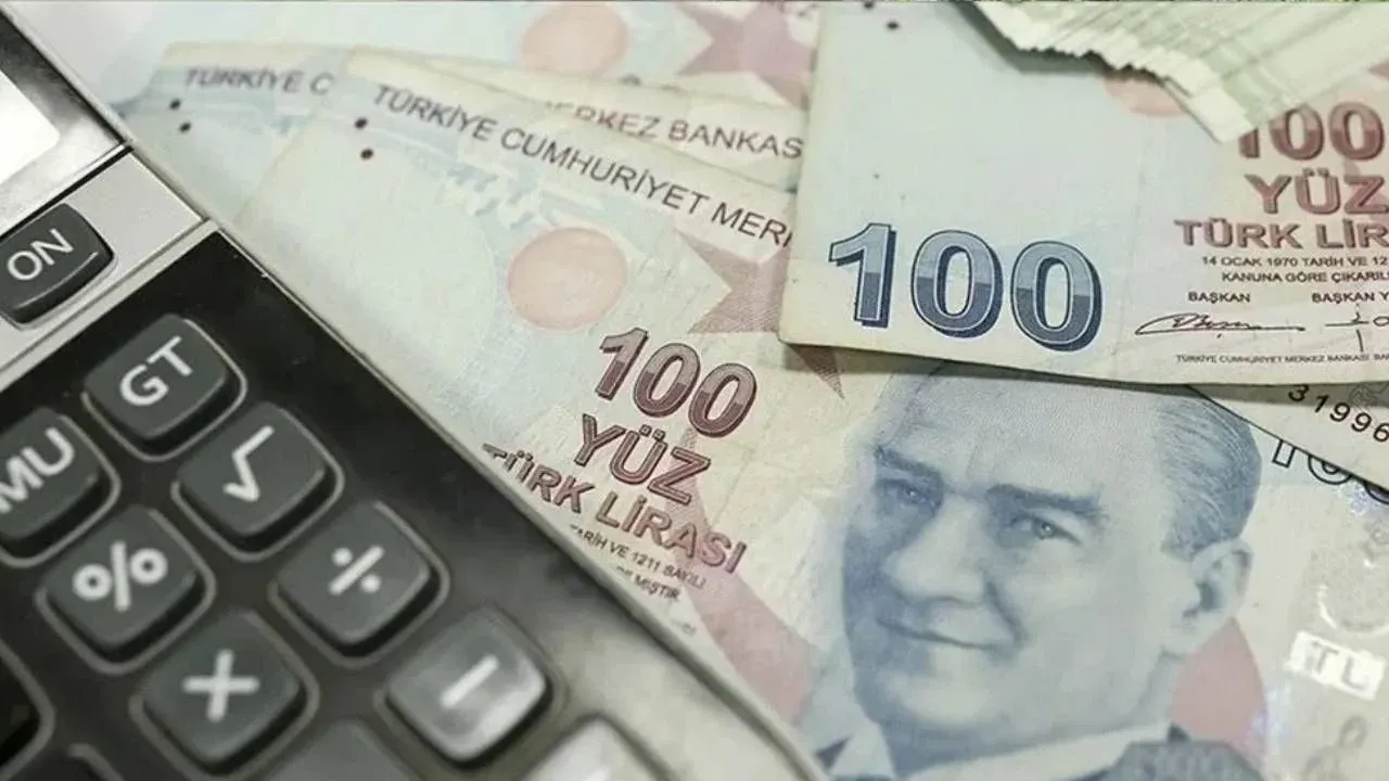 Kredi Çekecekler Dikkat! Faizler Yükseldi: 100 Bin TL’nin Geri Ödemesi Ne Kadar Oldu?