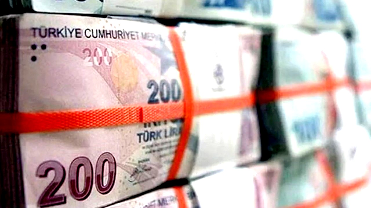 Acil para arayana hızlı kredi! Halkbank 150 Bin TL duyurusu yaptı!
