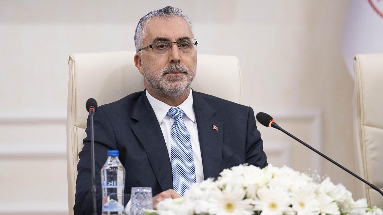 Bakan Işıkhan'dan flaş asgari ücrete ara zam açıklaması