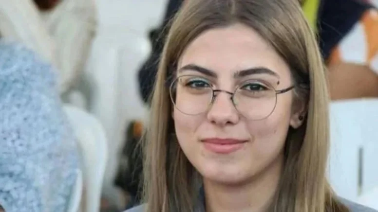 Esila Ayık Tahliye Edildi