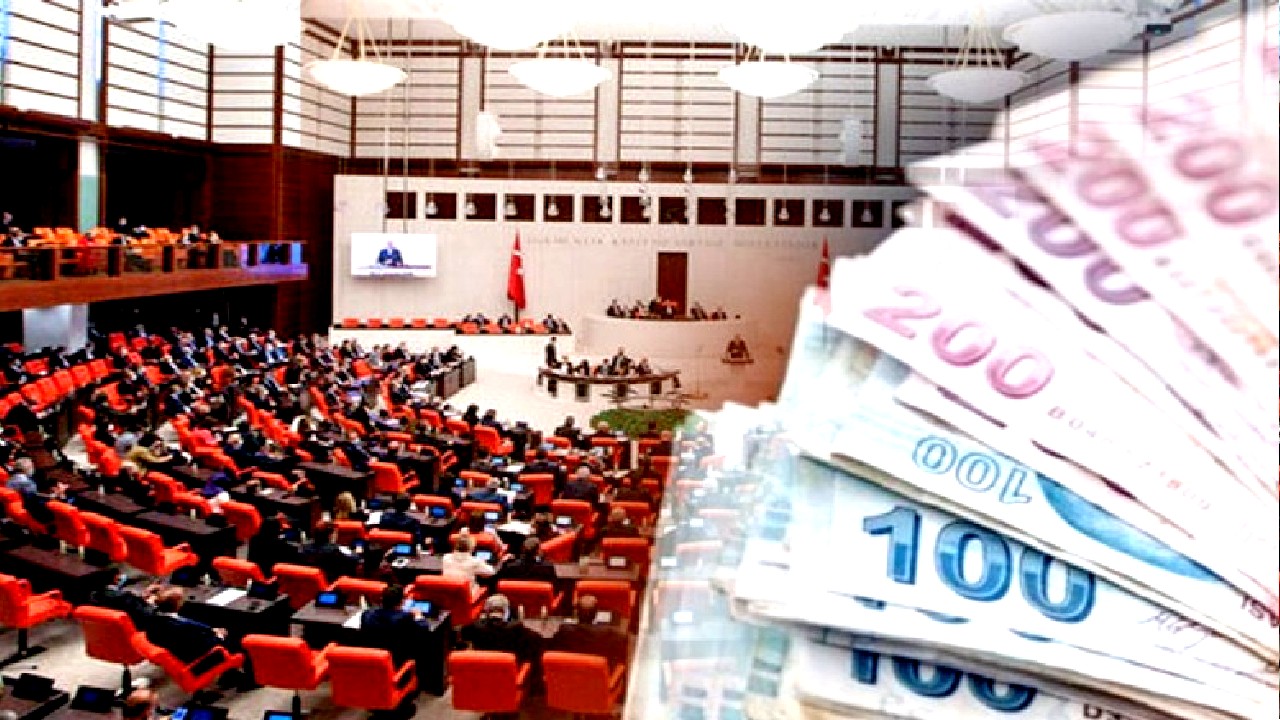 Meclis onay verdi; Emekli maaşlarını alanlara 20.000 TL daha ödenecek