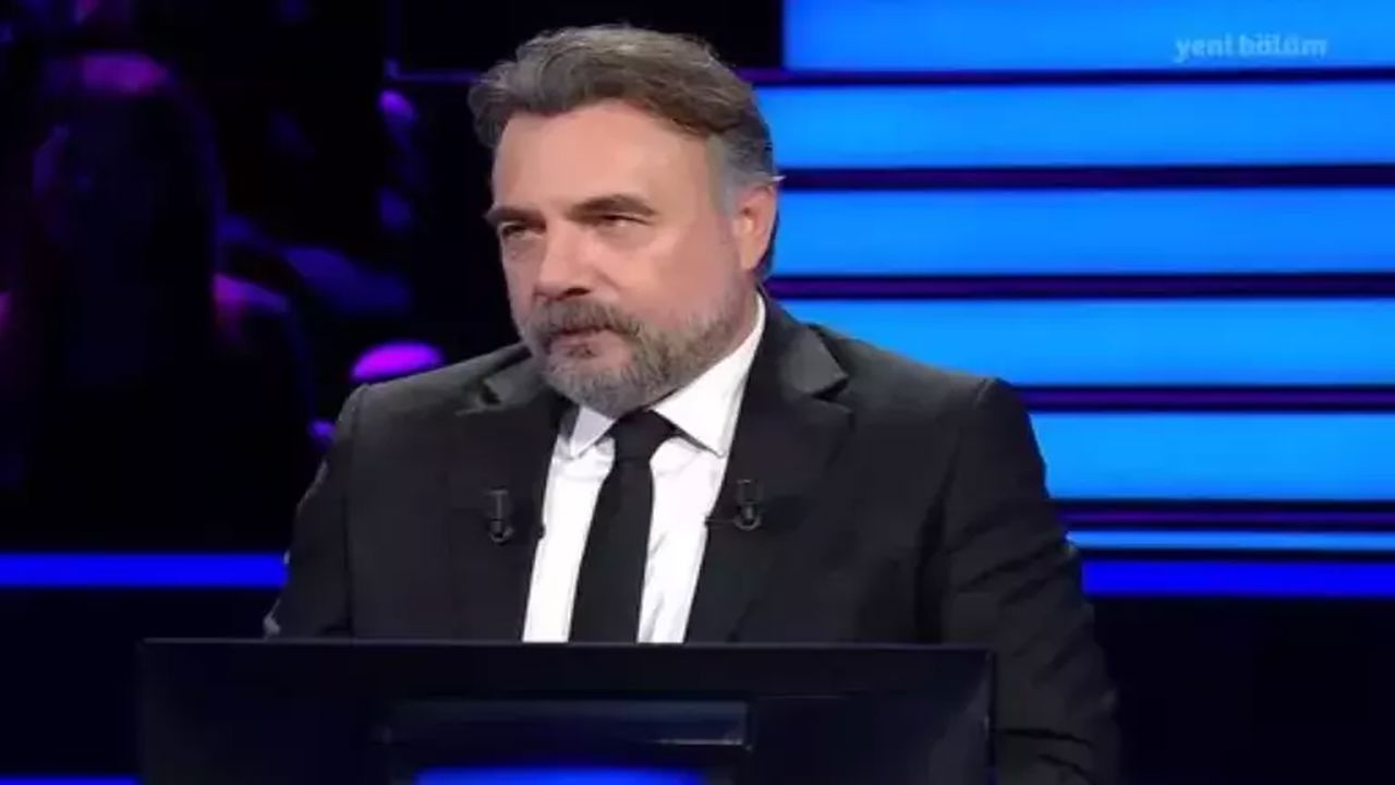 Kuranı Kerim'de Bakara suresi 185. ayette, Ramazan ayıyla ilgili hangisi yazar?