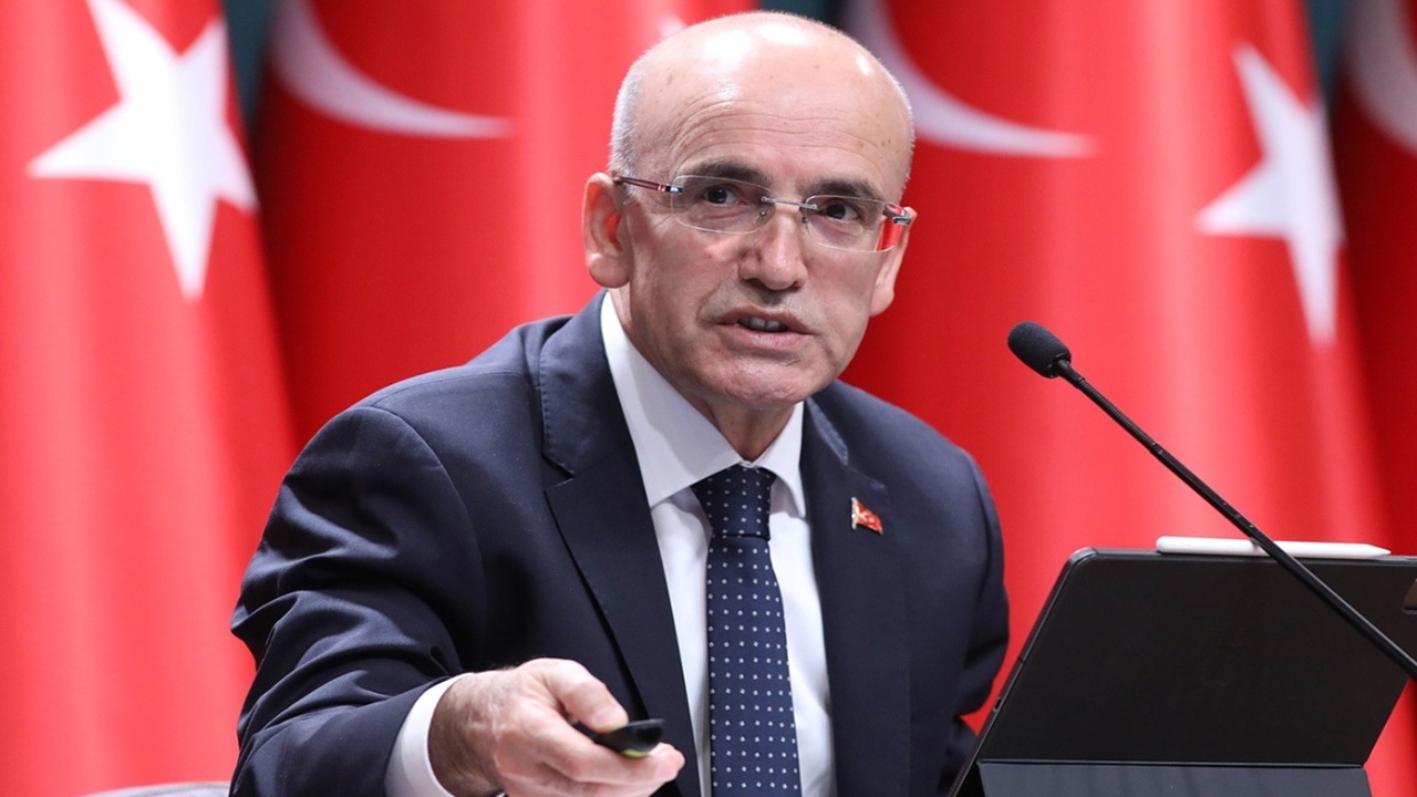 Mehmet Şimşek’ten asgari ücrete ara zam açıklaması!