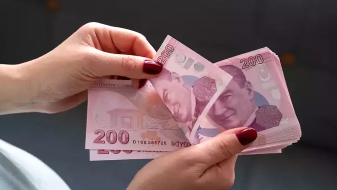 Emekliye müthiş destek: Maaşa ek 12.000 TL