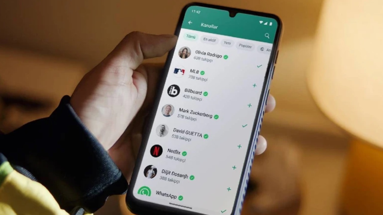 WhatsApp'ta reklam dönemi başlıyor! Durumlarda sponsorlu paylaşımlar görünecek