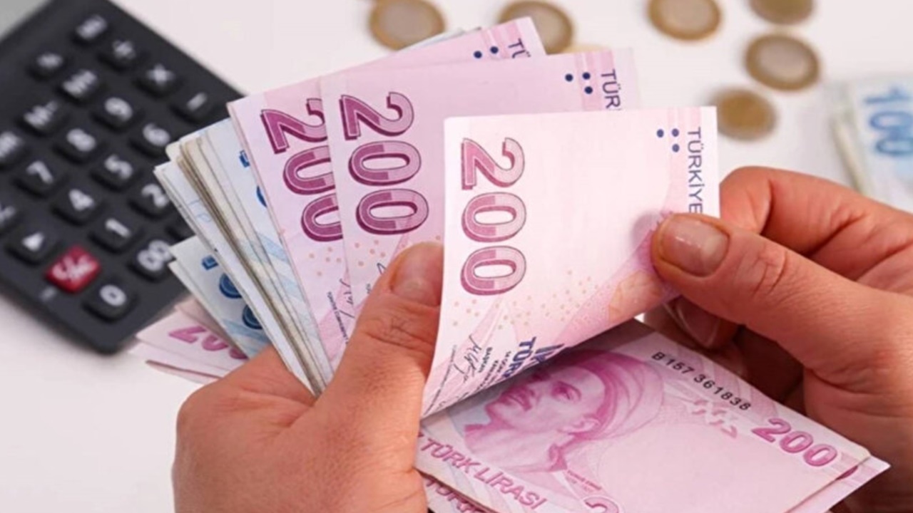 Bayram ikramiyesi 23.400 TL’ye yükseliyor! Çocuk başına 8.775 TL yardım da var