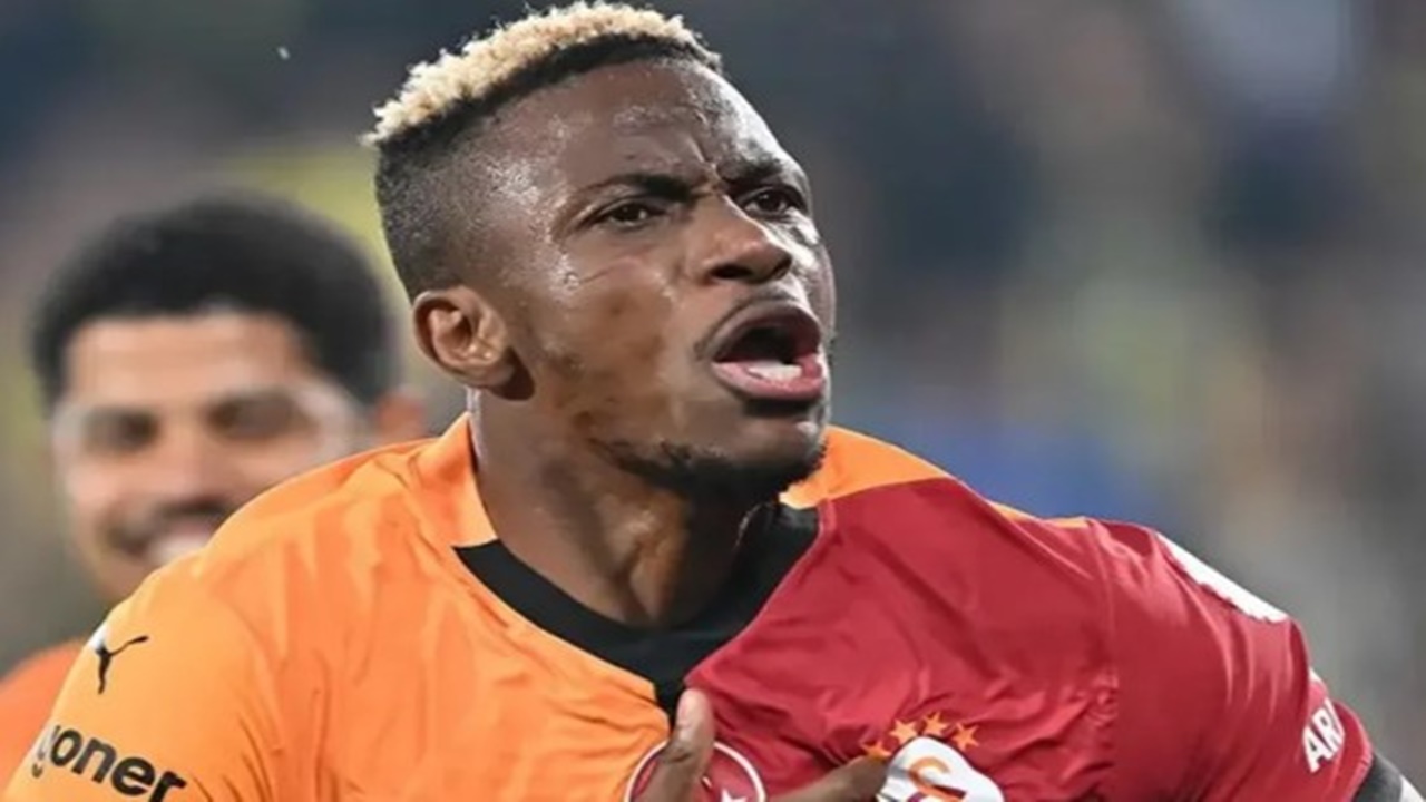 Galatasaray Osimhen için hazırlanıyor! Taraftarın önünde imzayı atacak