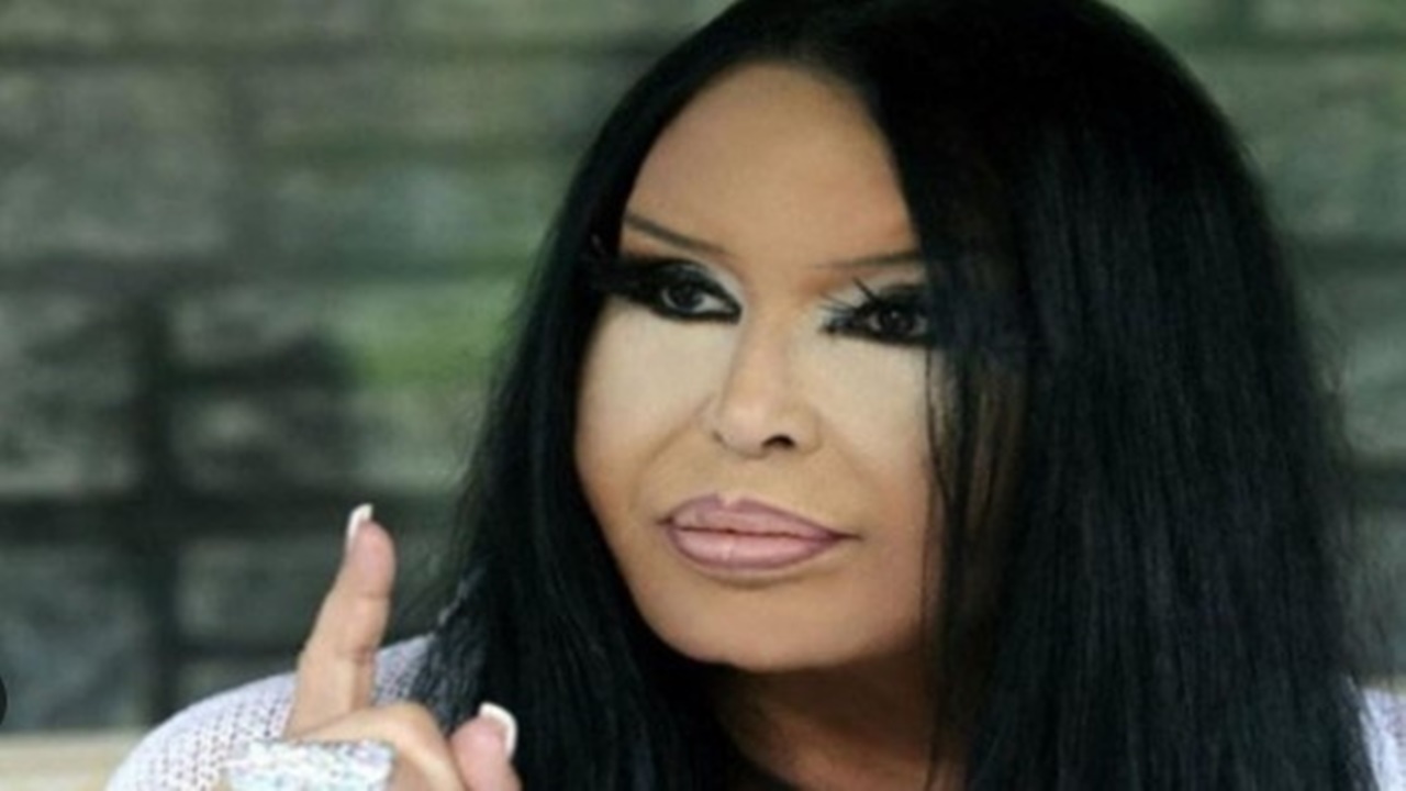 Bülent Ersoy 16 bin lira borç verdiği kişiyi böyle ifşa etti