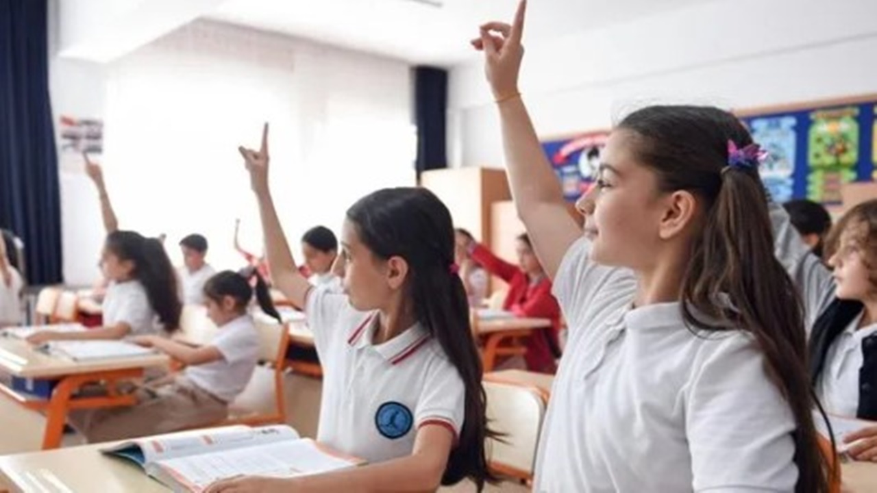 Okullar açılıyor! Yeni dönem için geri sayım başladı