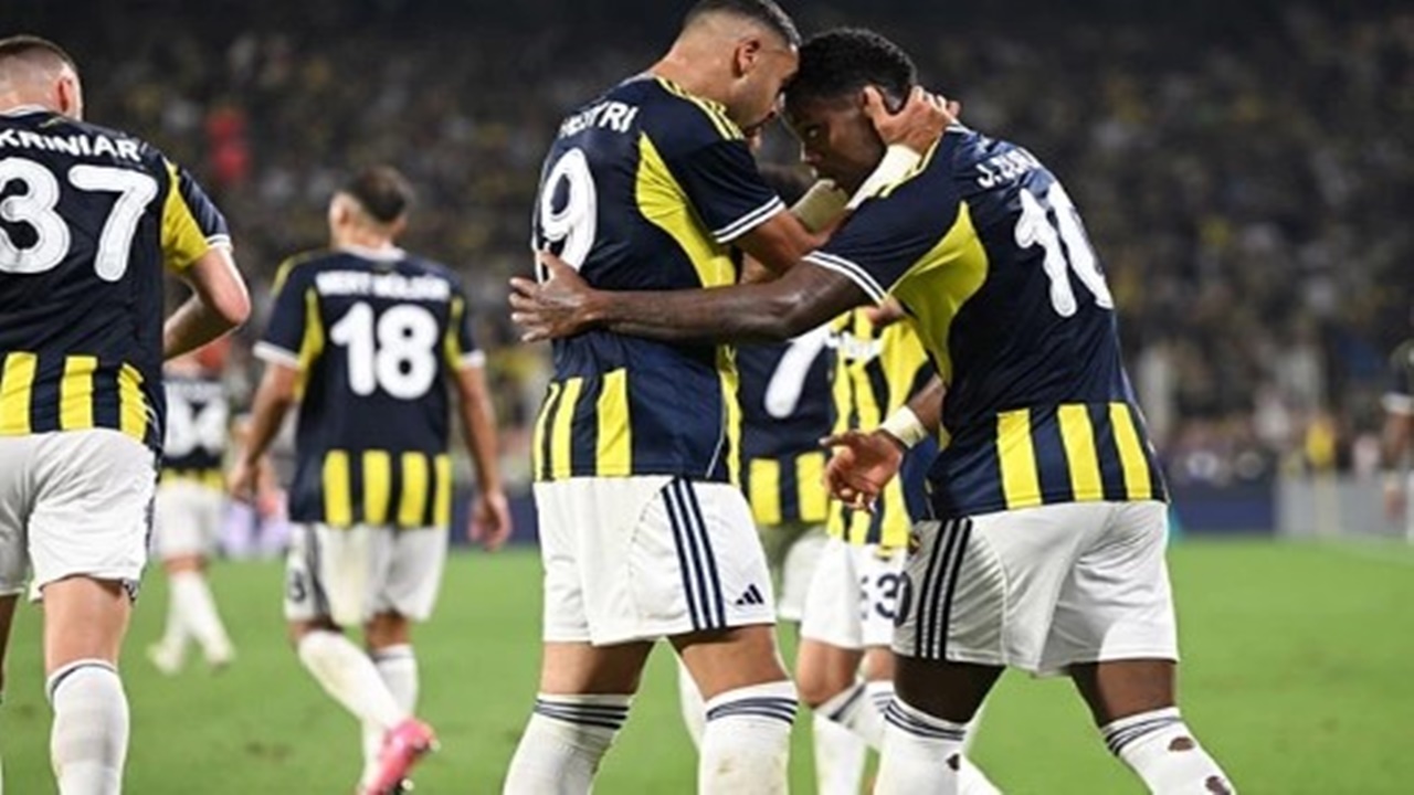 Fenerbahçe tur atladı! Yıldız isimlerden gol yağmuru