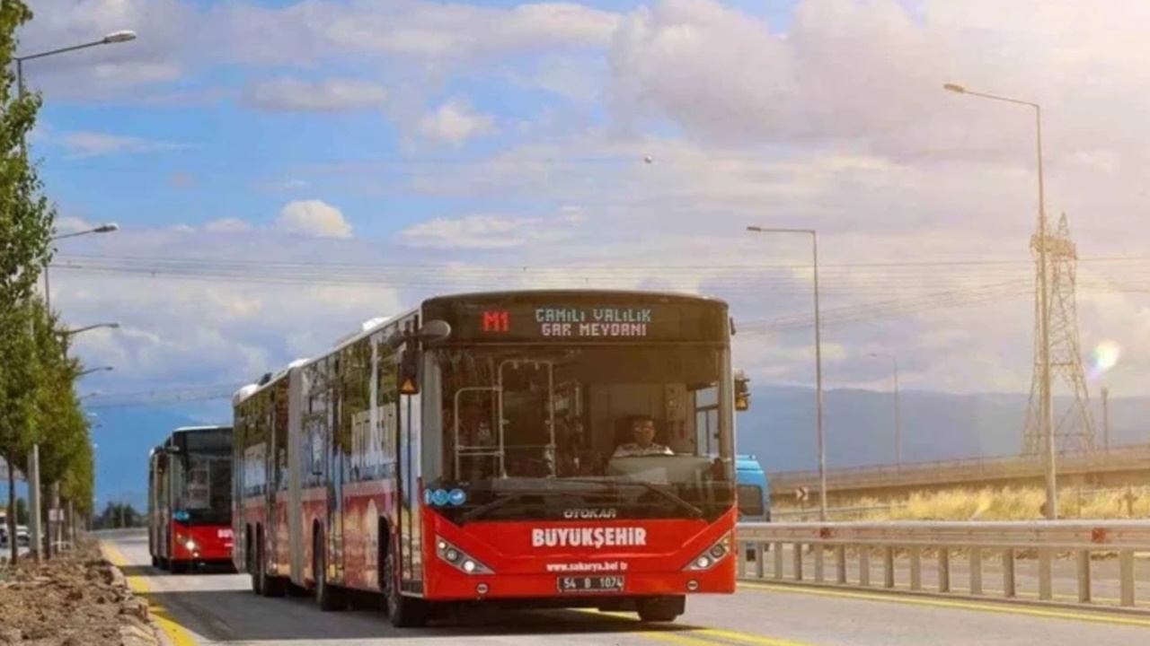 Sakarya'ya metrobüs geliyor
