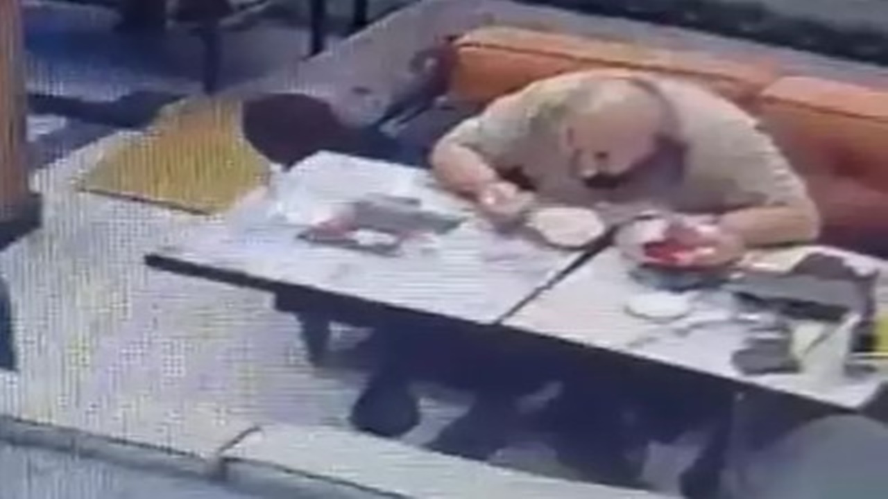 Kulüp Başkanına silahlı saldırı! Kafede yemek yerken öldürüldü