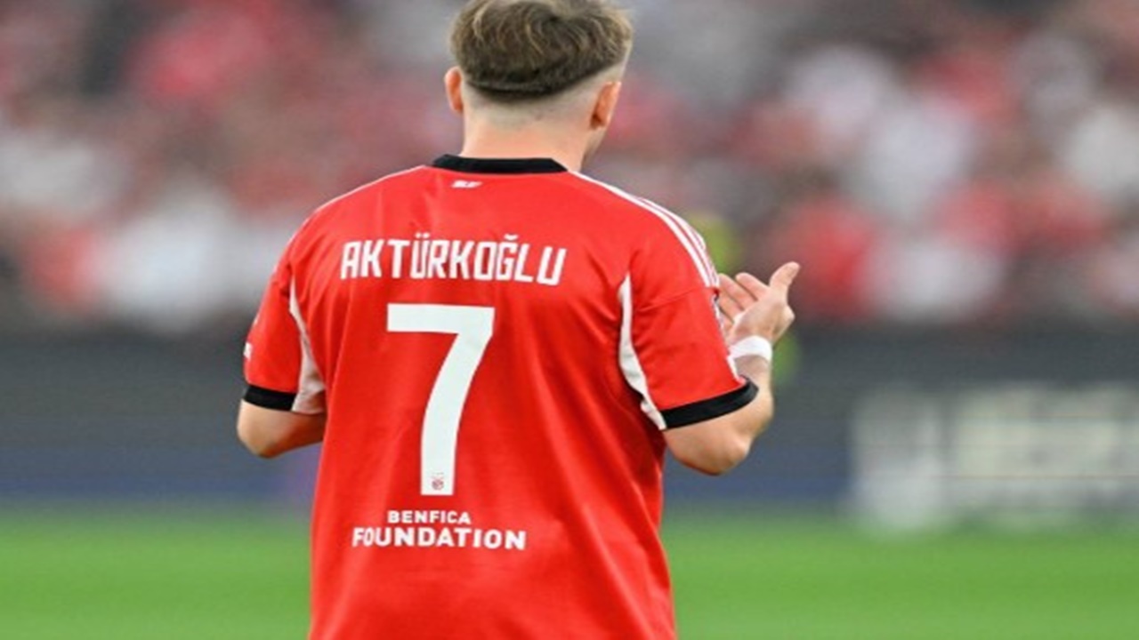 Kerem Aktürkoğlu Süper Lig'e geri döndü! Resmi açıklama az önce geldi