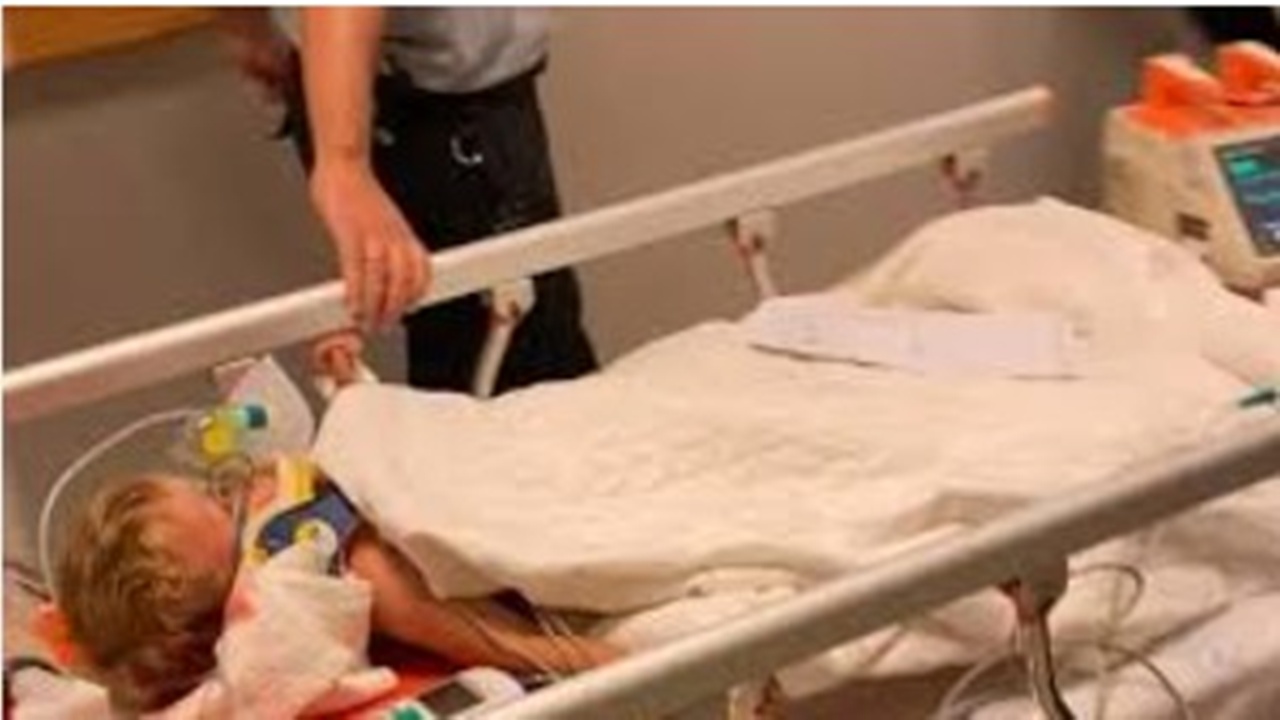 İnegöl’de Feci Traktör Kazası: 2 Yaşındaki Çocuk Ağır Yaralandı