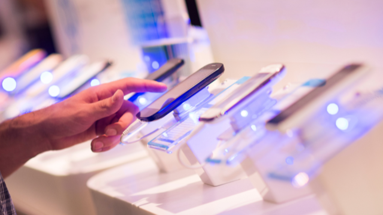 Dev marka Akıllı Telefon Pazarından Çekildi