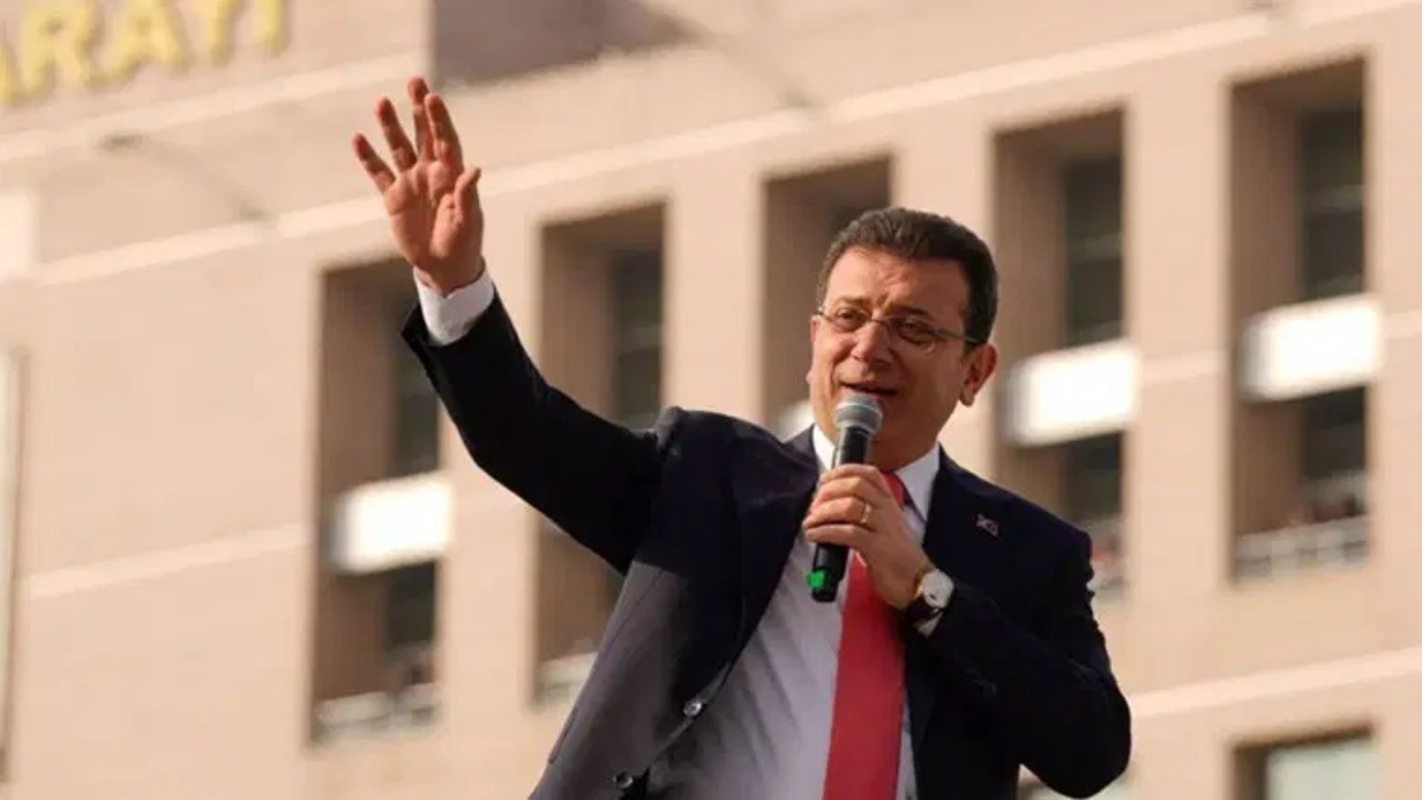 Ekrem İmamoğlu’ndan sürpriz karar: CHP’de 17 yıllık dönem sona erdi