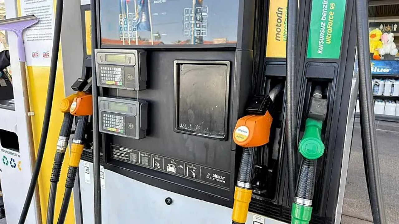 Akaryakıtta indirim kısa sürdü: Motorine 8,89 TL zam geldi
