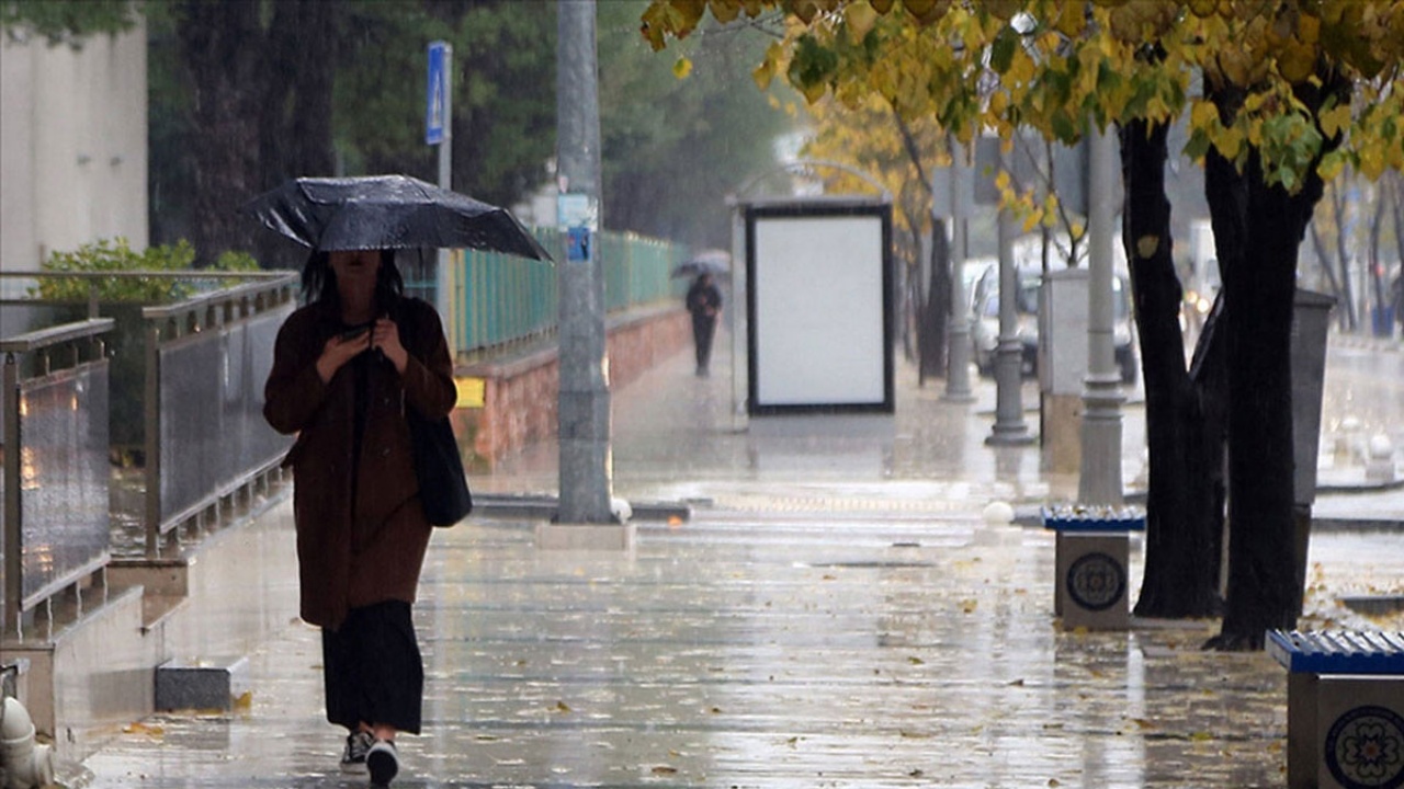 Meteoroloji’den peş peşe uyarı: Sağanak ve fırtına geliyor