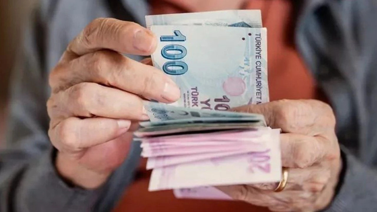 Yeni aylık hakkı yürürlüğe girdi başvuru için süre başladı