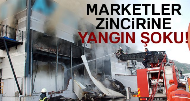 Marketler zincirinin bölge deposunda yangın