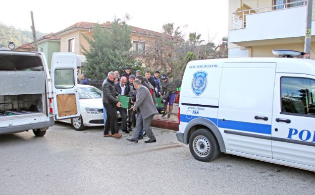 İskender Korhan evinde ölü bulundu