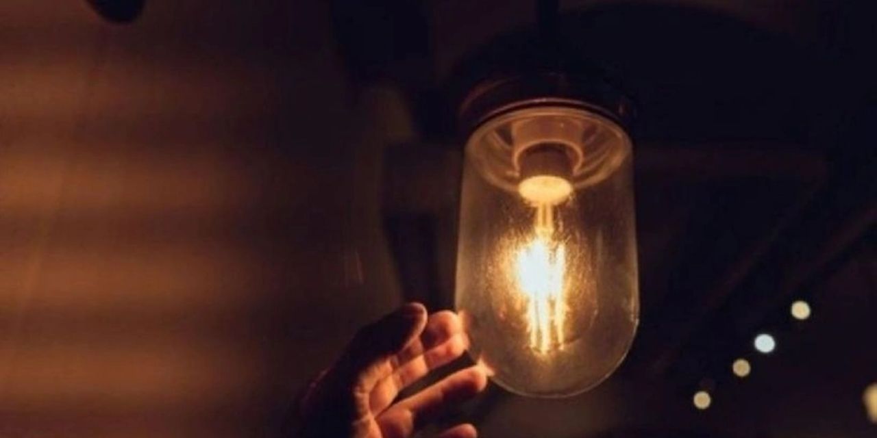 Çanakkale'de son dakika elektrik kesintisi! Patlama mı oldu? Elektrikler ne zaman gelecek