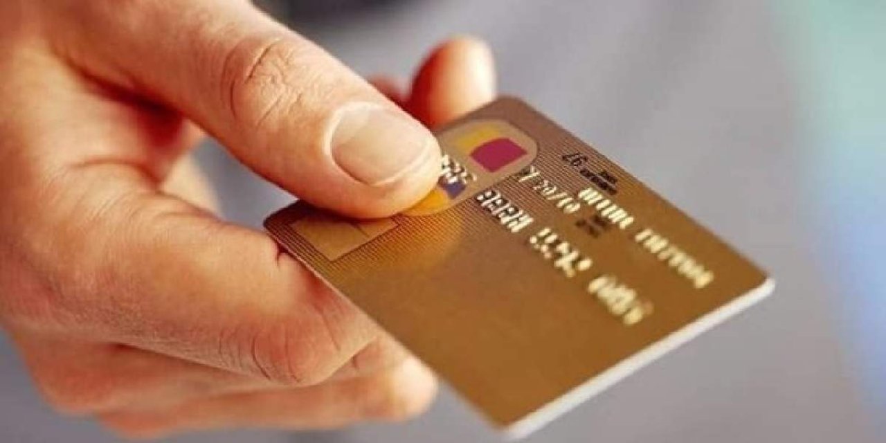Kredi kartı kullananlara kötü haber: Bakan açıkladı, duyanlar şaşırdı! Kredi kartlarında özgürlük dönemi sona eriyor