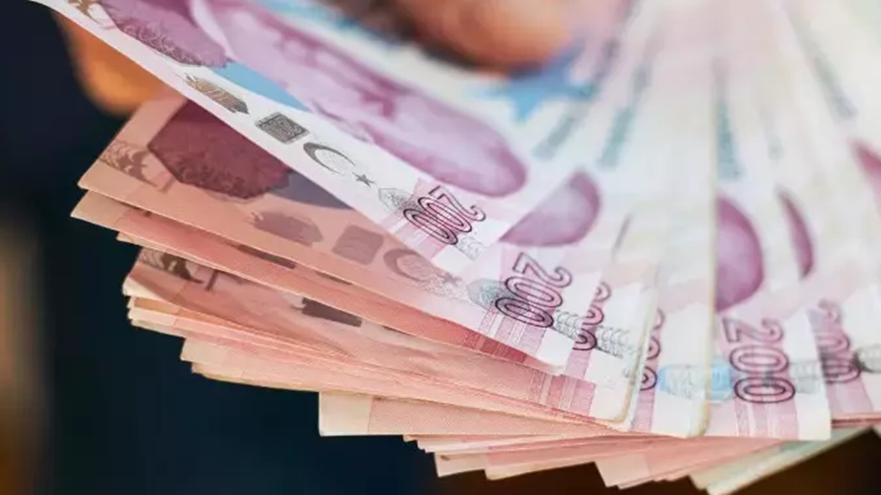 4 banka peş peşe açıkladı! Acil kredi arayana trink 15.000 TL faizsiz destek ödemesi