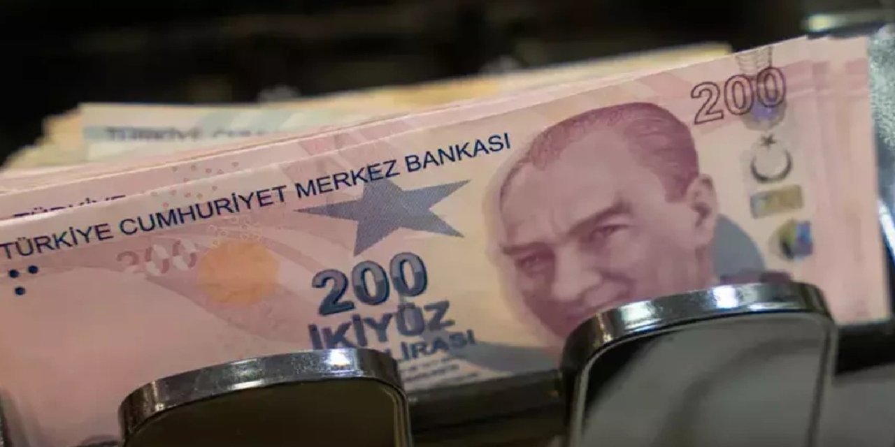 SSK, Bağkur emeklisi kök aylığına 3 bin TL’lik iyileştirme! Seyyanen zam ile en az 12.500 TL ödeme için…