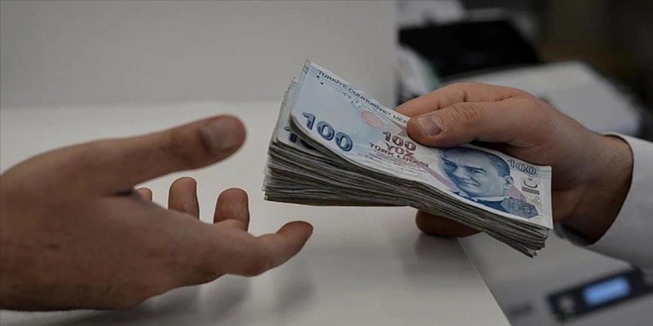 Emekliye, dul ve yetim aylığı alanlara beklenen haber geldi! 5.000 TL ödeme tarihleri ve tutarları belli oldu