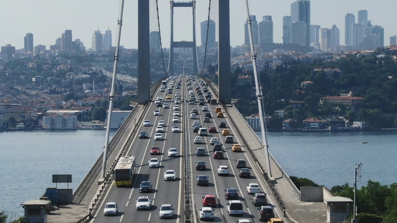 Köprü ve otoyol ücretlerine zam geldi! FSM, Osmangazi, 15 Temmuz Şehitler Köprüsü geçiş ücreti güncellendi